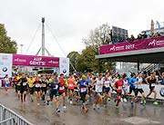 Start des München Marathon 2017, Gruppe 1 (©Foto: Martin Schmitz)